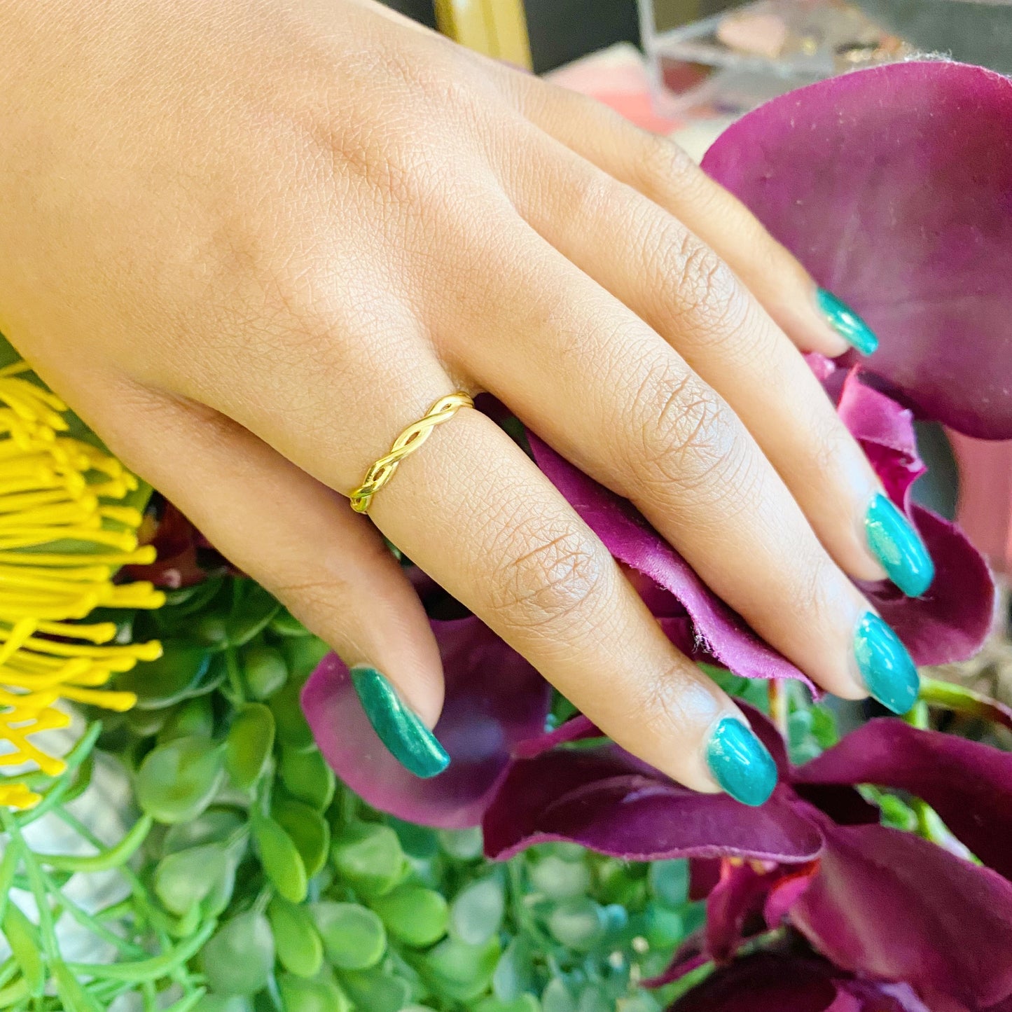 Dainty Twisted Rope Ring